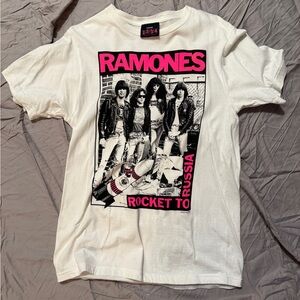 Vintage White Ramones Graphic T-Shirt